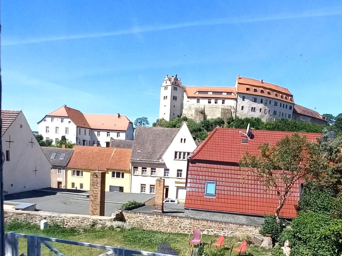 Ferienwohnung Wettin Bagian luar foto