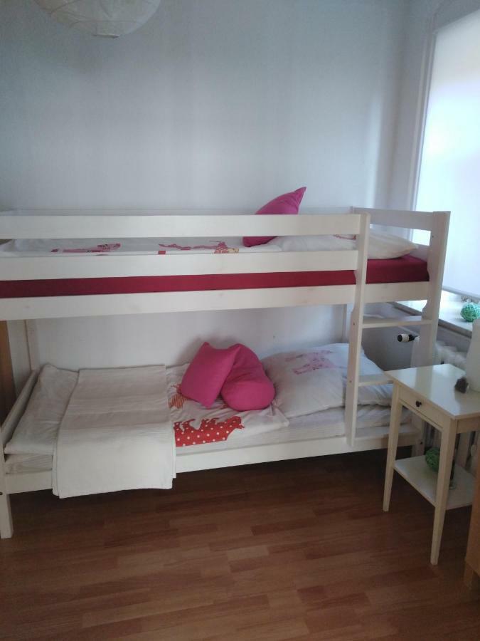 Ferienwohnung Wettin Bagian luar foto